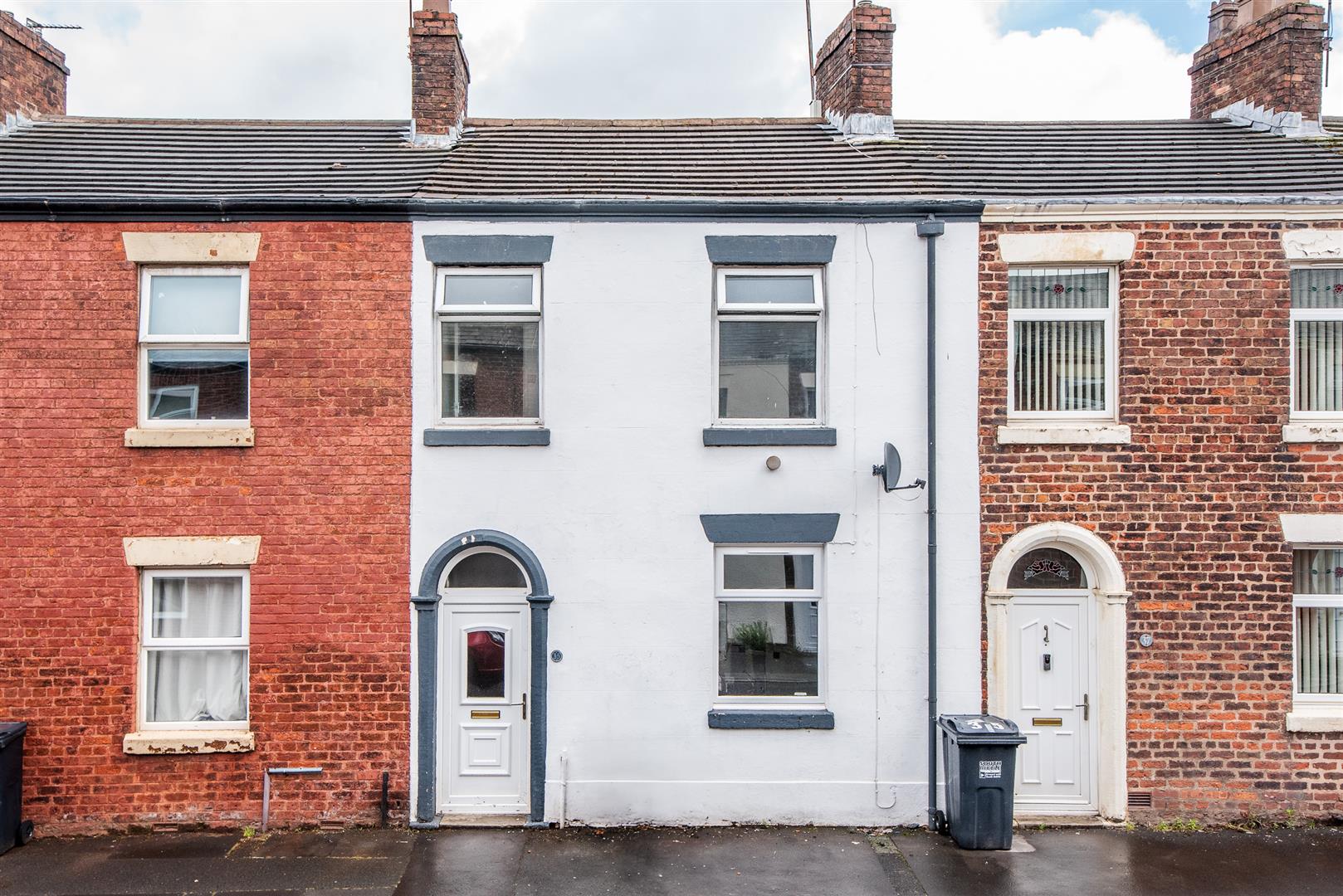 3 bed property in East Street, Leyland